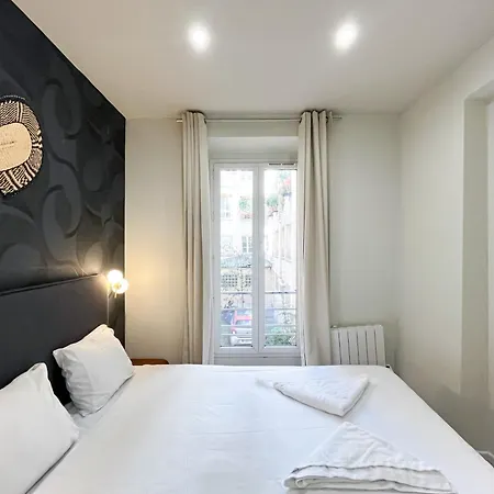 Urban Flat 02 - 4 Bedrooms Flat In Center Of