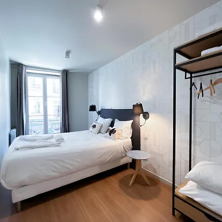 Urban Flat 02 - 4 Bedrooms Flat In Center Of Appartamento *