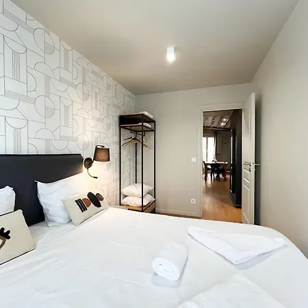 Urban Flat 02 - 4 Bedrooms Flat In Center Of Lejlighed