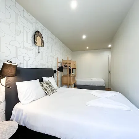 Appartamento Urban Flat 02 - 4 Bedrooms Flat In Center Of