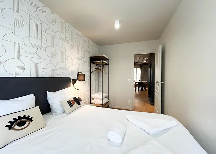 Urban Flat 02 - 4 Bedrooms Flat In Center Of Lejlighed