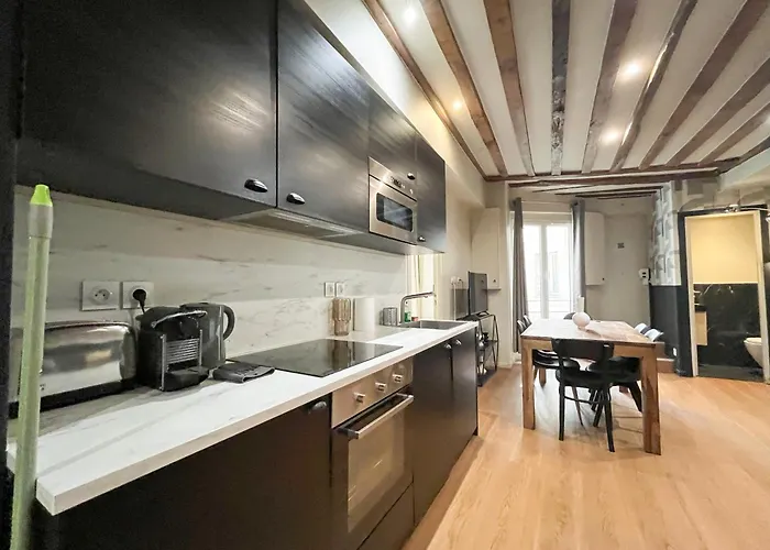 Urban Flat 02 - 4 Bedrooms Flat In Center Of Lejlighed *