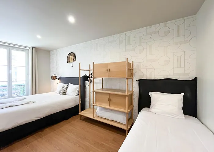 Urban Flat 02 - 4 Bedrooms Flat In Center Of